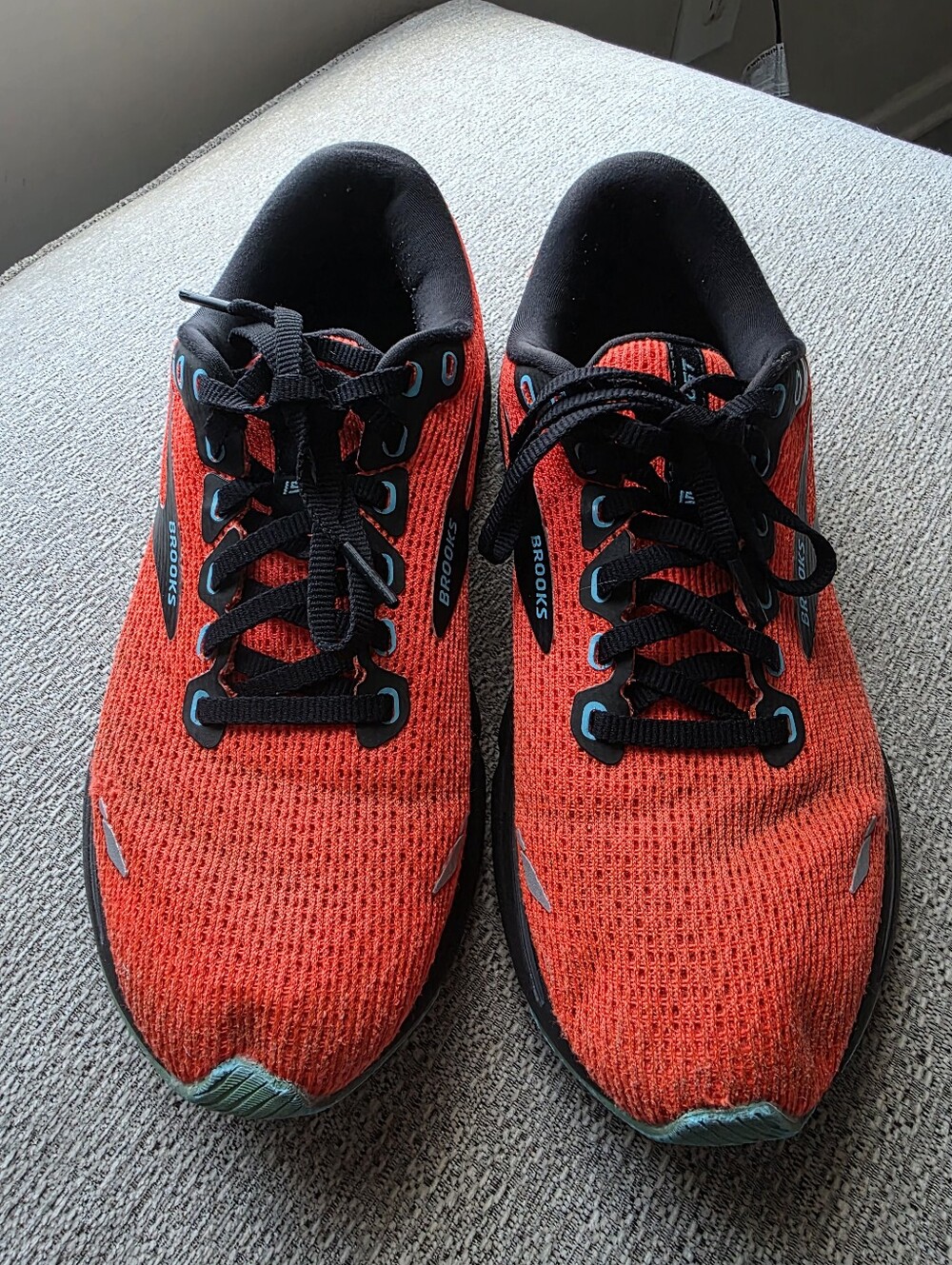 Brooks Women's Ghost Running Shoes - Picture 3 of 4